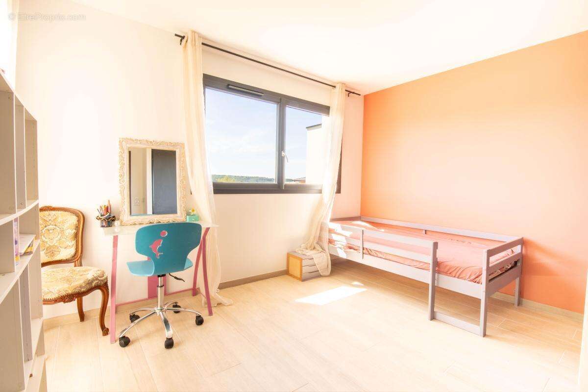 Maison Contemporaine 220 m² 5 Chambres - photo 14