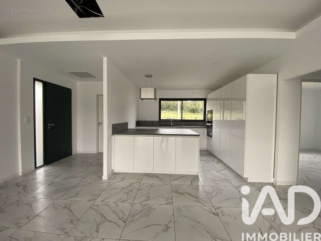 Photo 8 - Maison à FERRALS-LES-CORBIERES