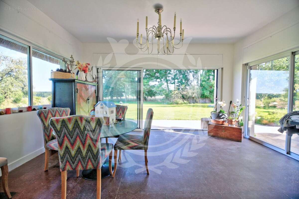 Maison à MONTFORT-L'AMAURY