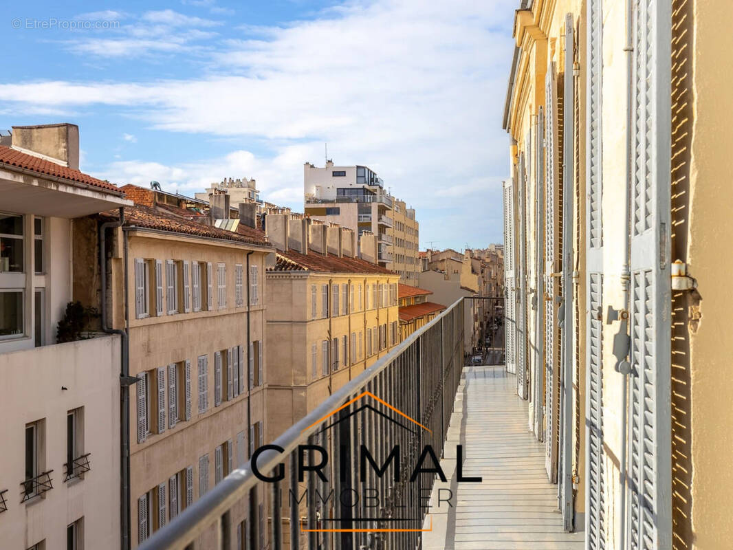 Appartement à MARSEILLE-1E