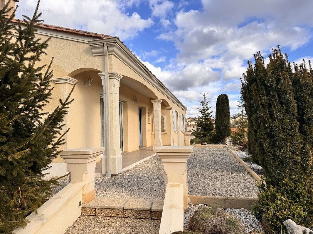 Maison à SOYAUX