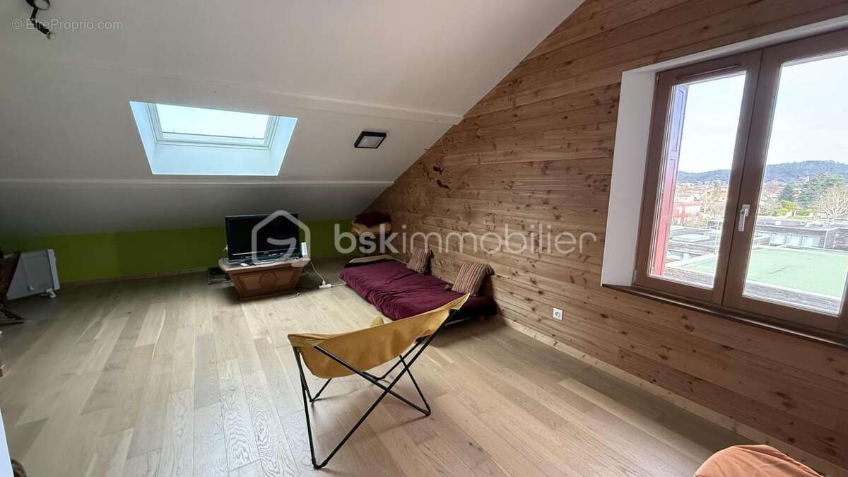 Appartement à ROMANS-SUR-ISERE