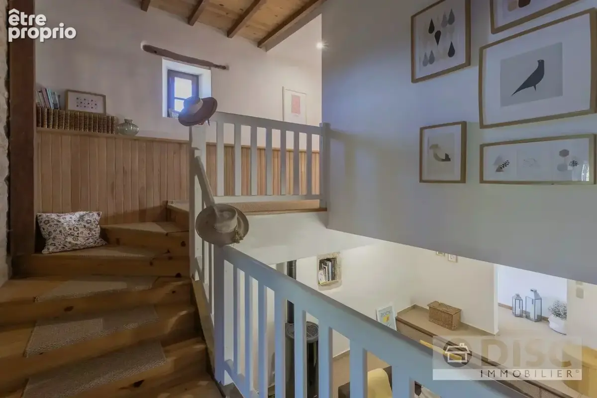 Charmante maison de campagne en pierre rénovée avec piscine et 1,7 ha - photo 16