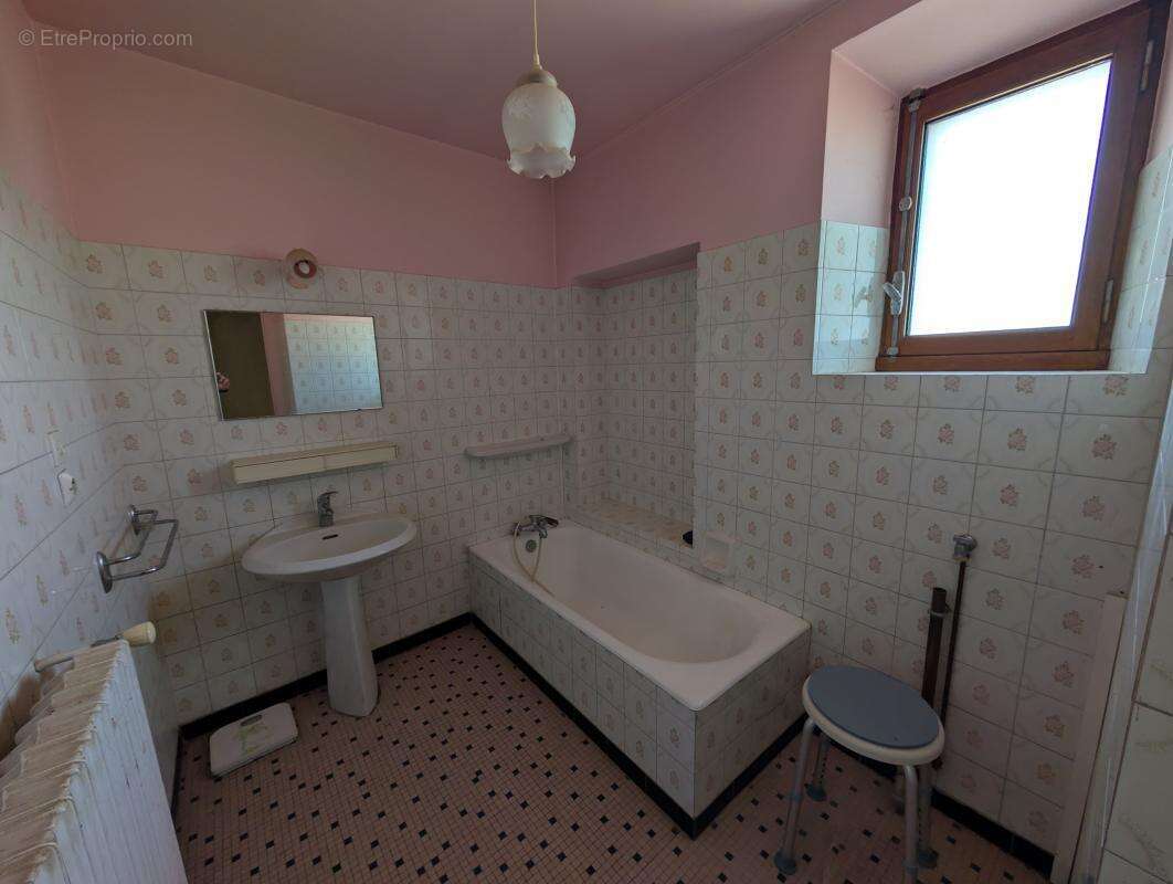 Appartement à LORNAY