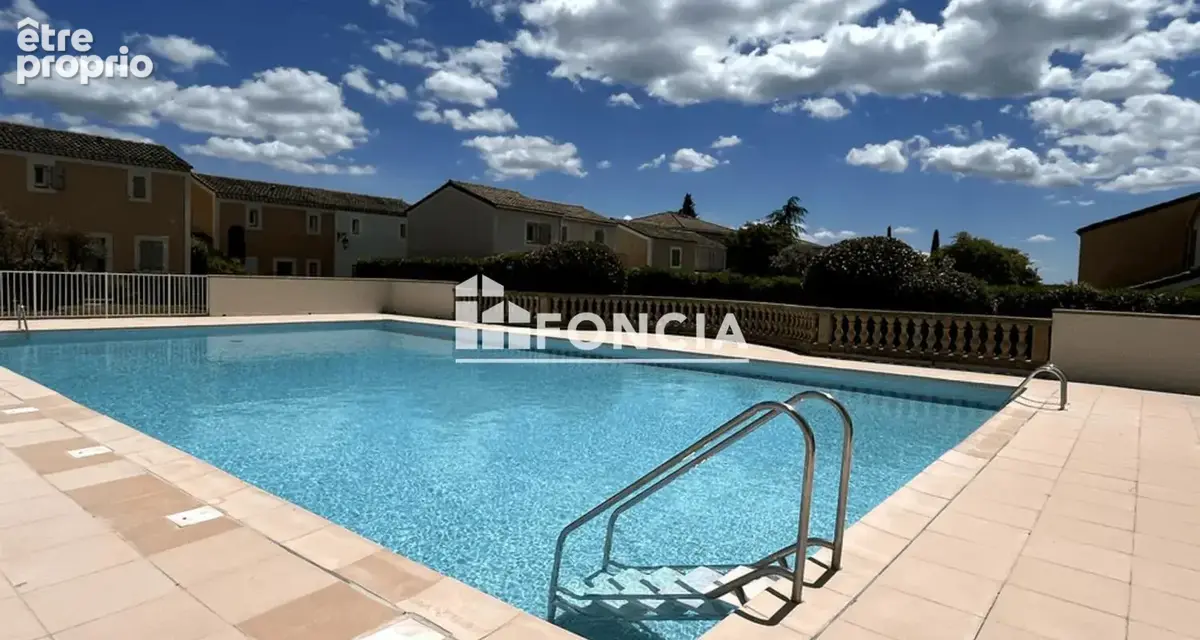 Uzès - Villa T4 de 60 m² dans résidence sécurisée avec jardin et piscine - photo 2