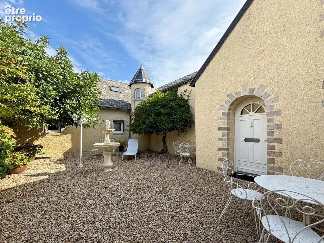  Coup de cœur assuré – Maison ancienne de charme entièrement rénovée avec prestations de haut standing - photo 10