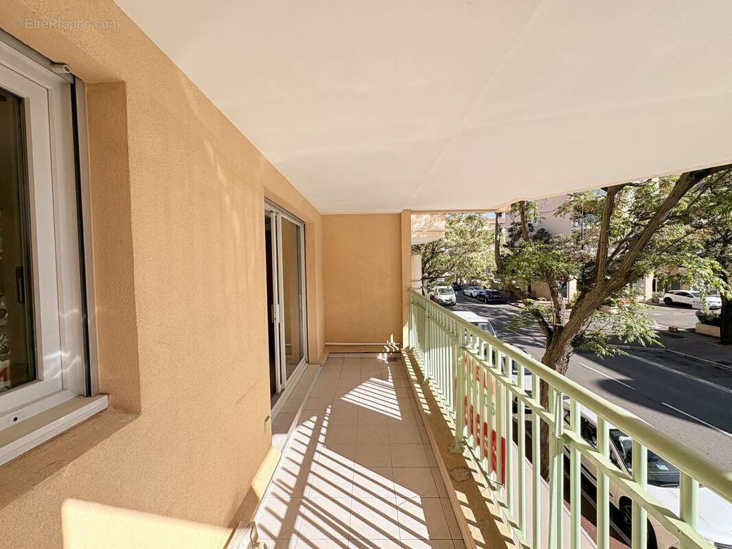 Appartement à FREJUS