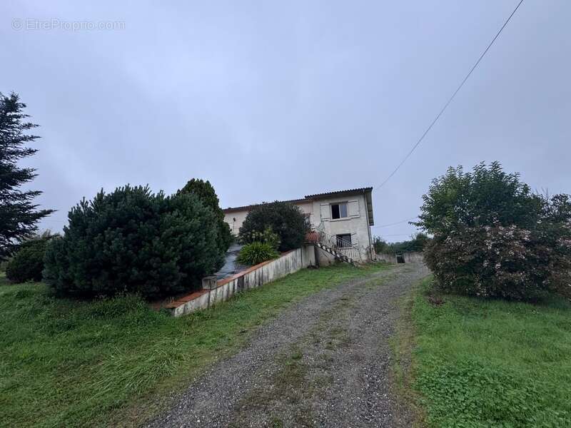 Maison à CASTELCULIER