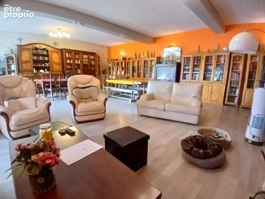 Maison en pierre, volumes généreux et charme à MORNAC - photo 3