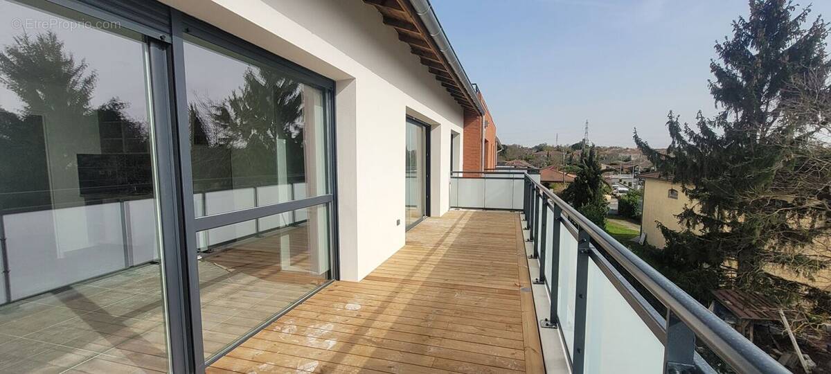 Appartement à SAINT-ORENS-DE-GAMEVILLE