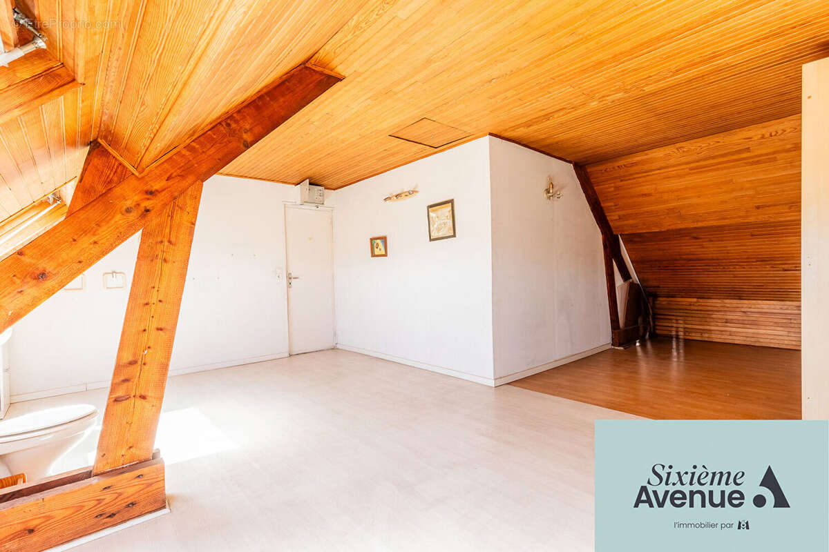 Maison à CHILLY-MAZARIN