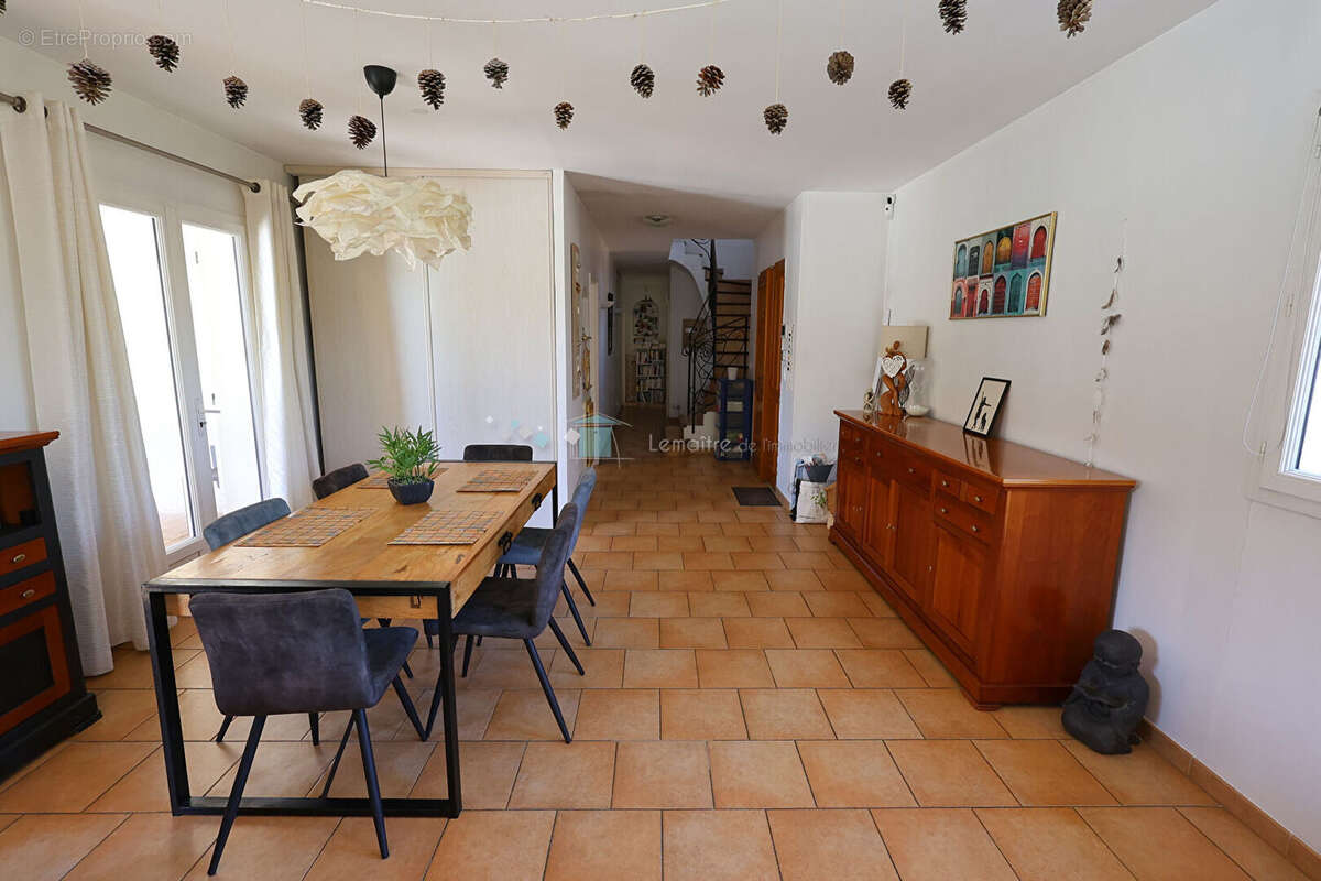 Villa Peymeinade 170 m² avec piscine et jardin 1493 m² - photo 10