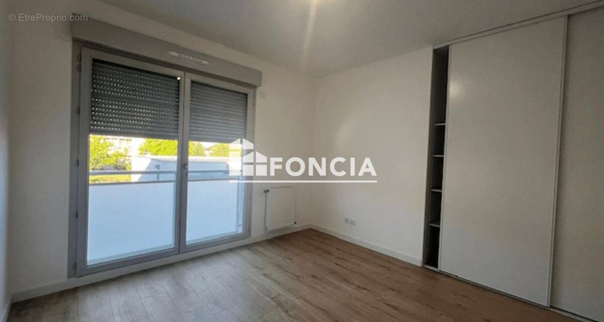 Appartement à RILLIEUX-LA-PAPE