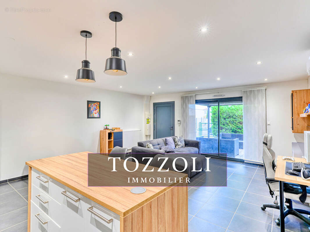 Appartement Luzinay 3 pièce(s) 70.98 m2 - photo 6