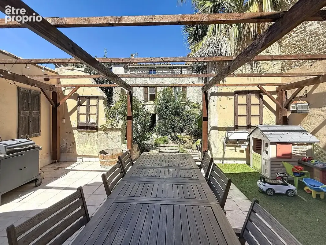 Maison de ville avec studio locatif - centre-ville de maureilhan - photo 18