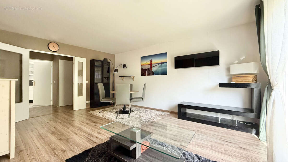 Appartement à CORBEIL-ESSONNES