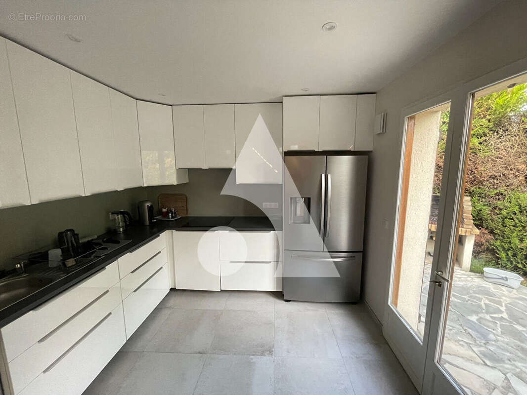 Maison Soisy Sous Montmorency 6 pièce(s) 122 m2 Quartier Stade - photo 4