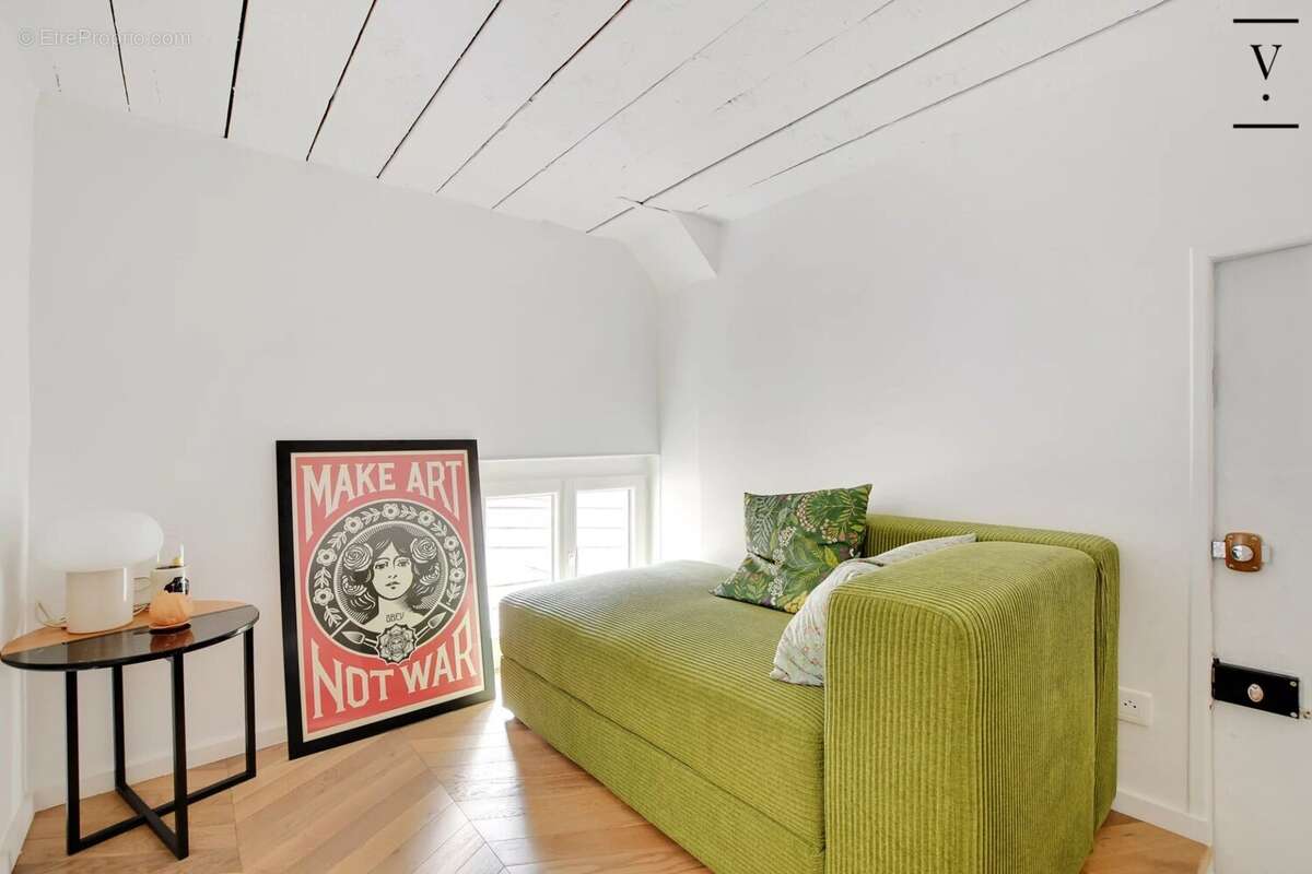 Appartement à PARIS-3E