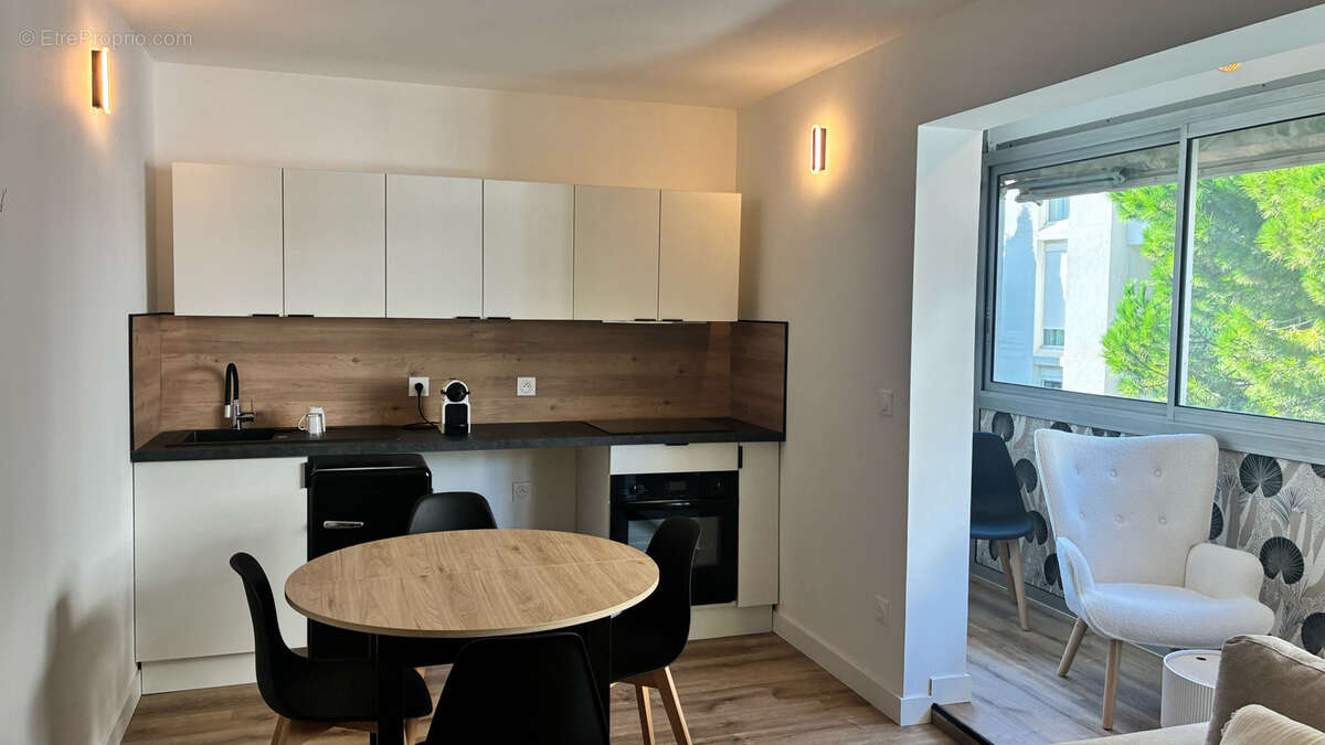 Appartement à MARSEILLE-8E