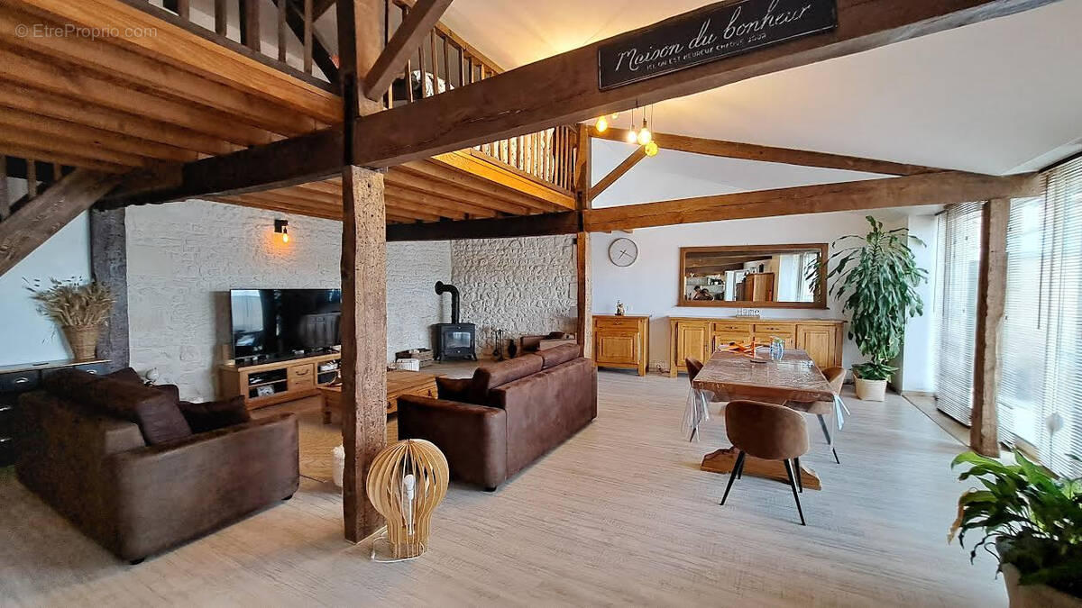 Maison à GUITINIERES