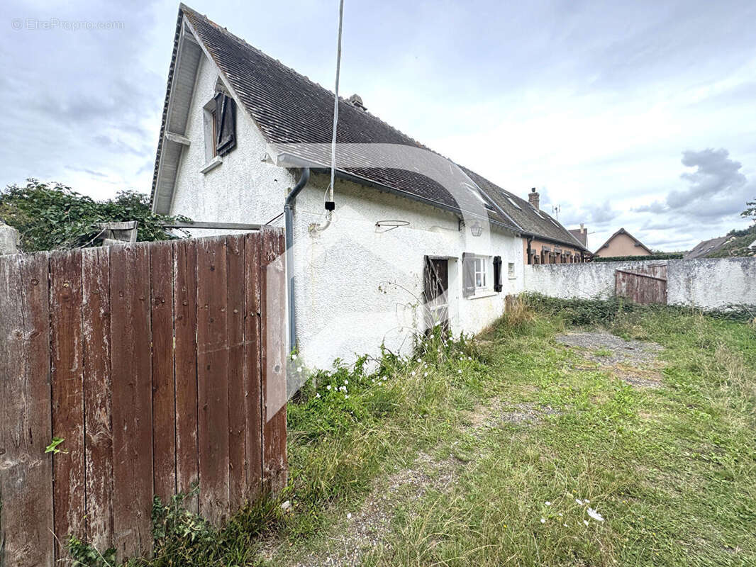 Maison à EZY-SUR-EURE