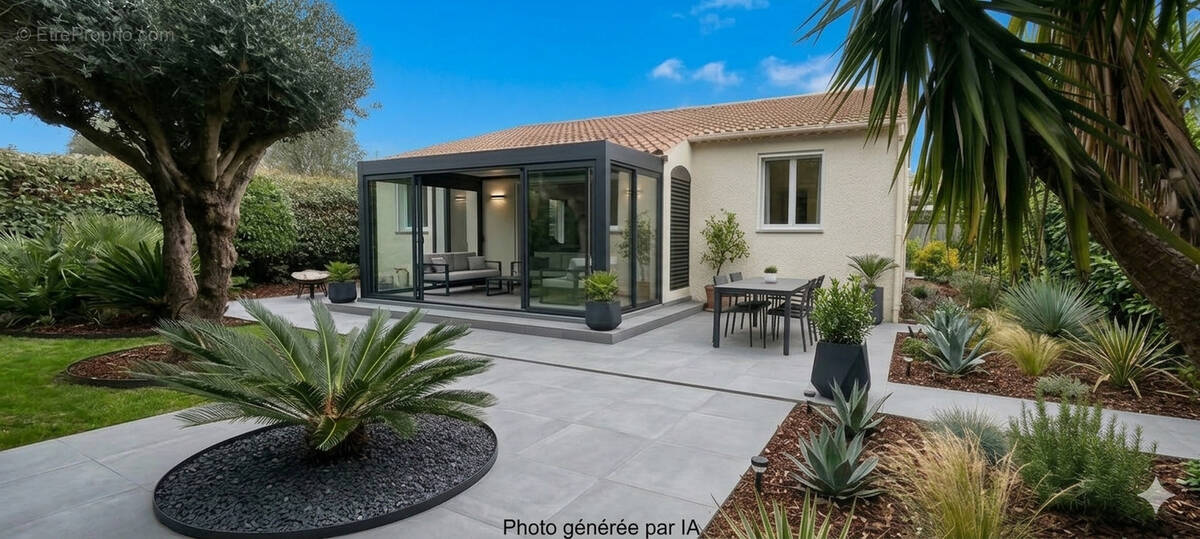 Maison à BORMES-LES-MIMOSAS