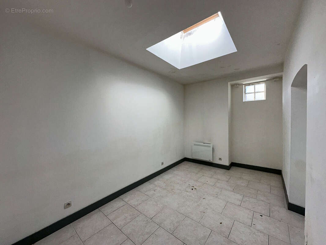 Appartement à MARENNES