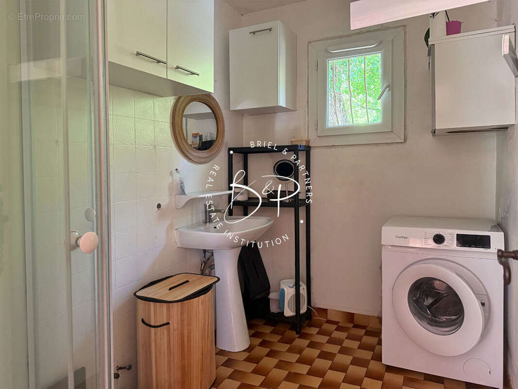 Entre Lorgues et Le Thoronet , Maison 2 chambres avec 1300 m² de terrain - photo 10