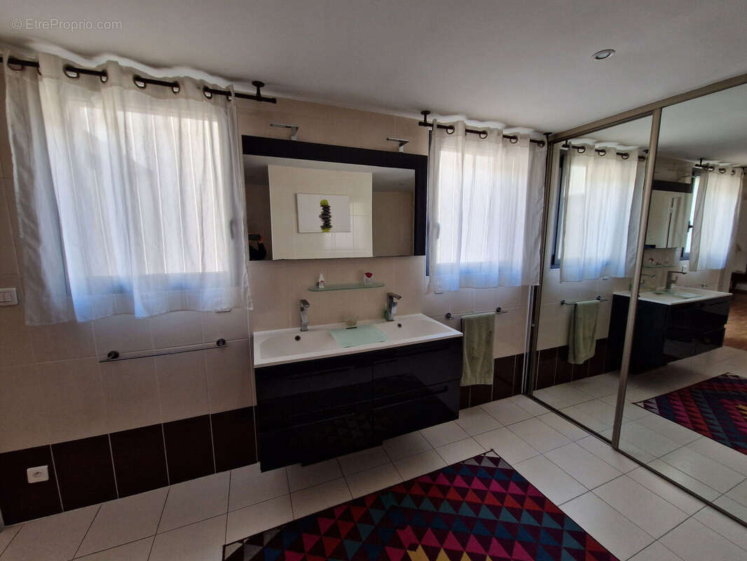 Photo 8 - Commerce à AMIENS