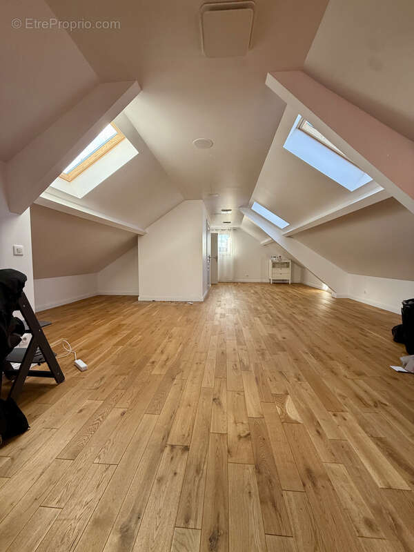 Maison à LE BLANC-MESNIL