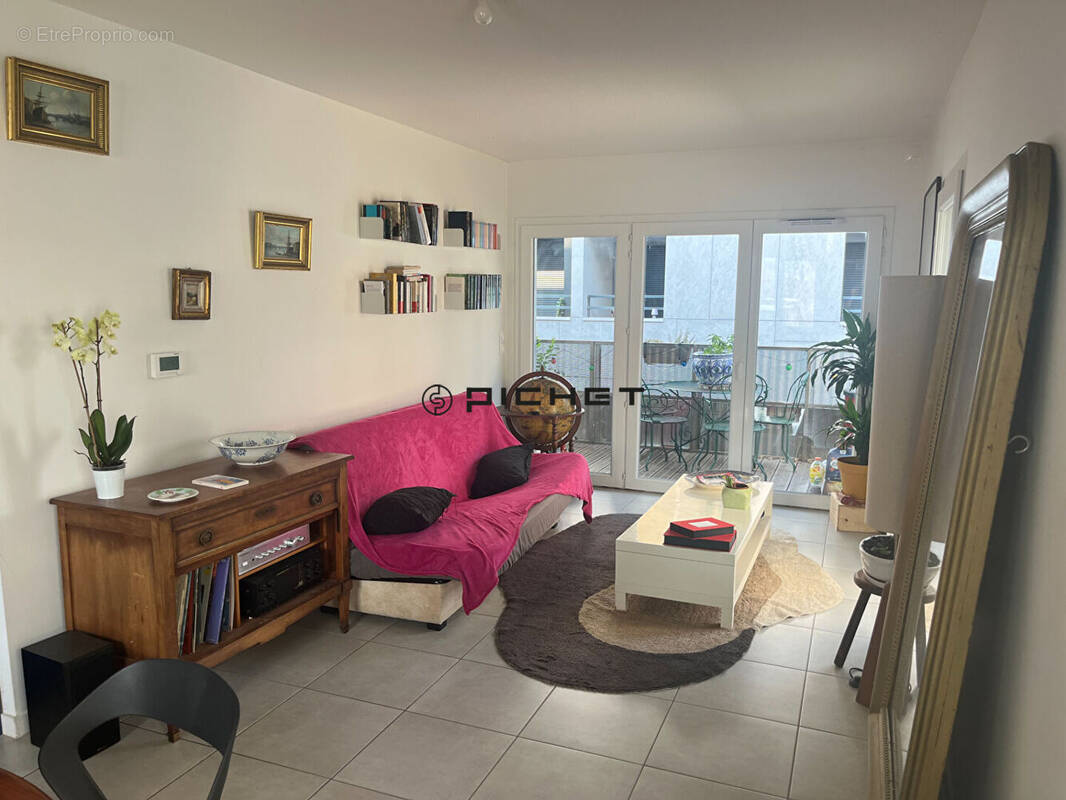 Appartement à CENON