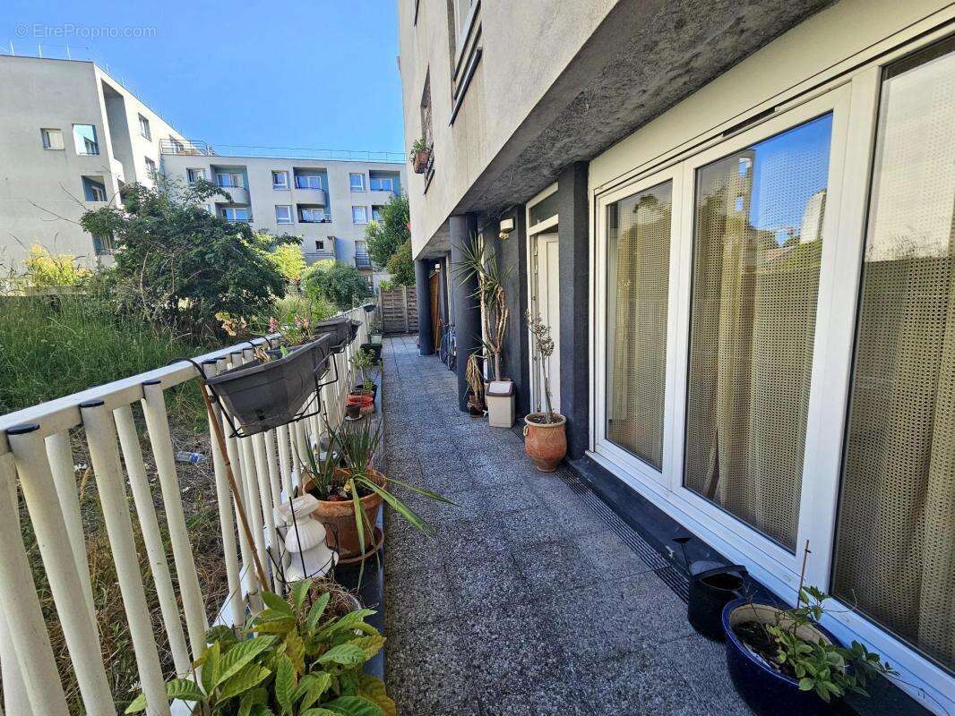 Appartement à AUBERVILLIERS