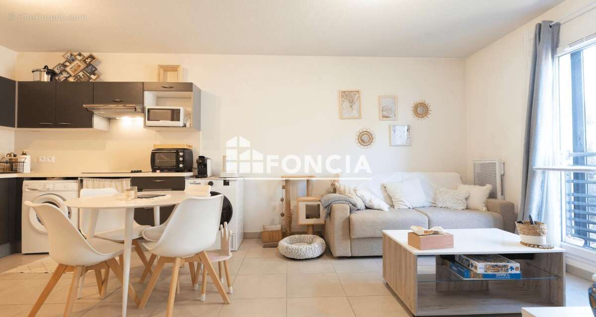 Appartement à LE CANNET