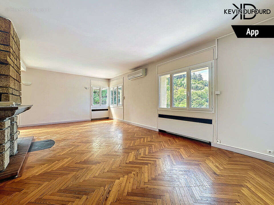 Appartement à LABEGUDE