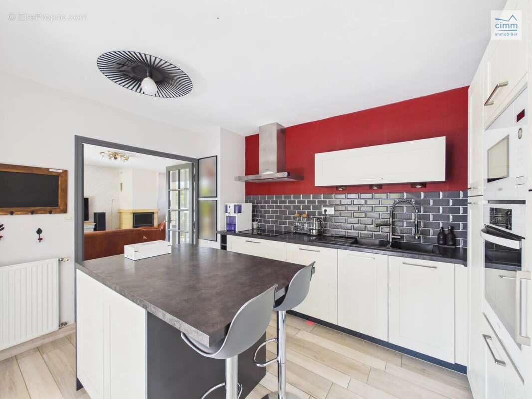 Maison de 120 m² sur un terrain de 1260 m² - photo 8