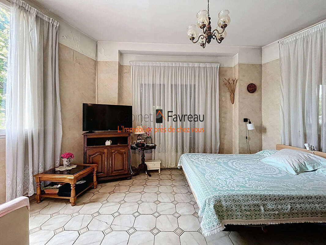 Maison à VITRY-SUR-SEINE