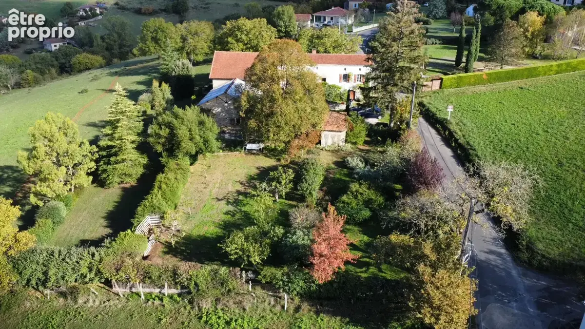 Uniquement chez nous !  maison en pierre dans un secteur agreable et recherche - photo 2