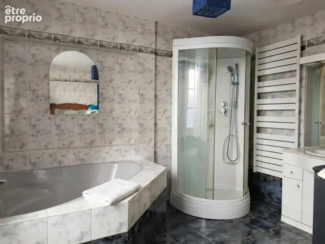 Maison 5 pièces 172 m² à vendre à La Souterraine (23300) - photo 5