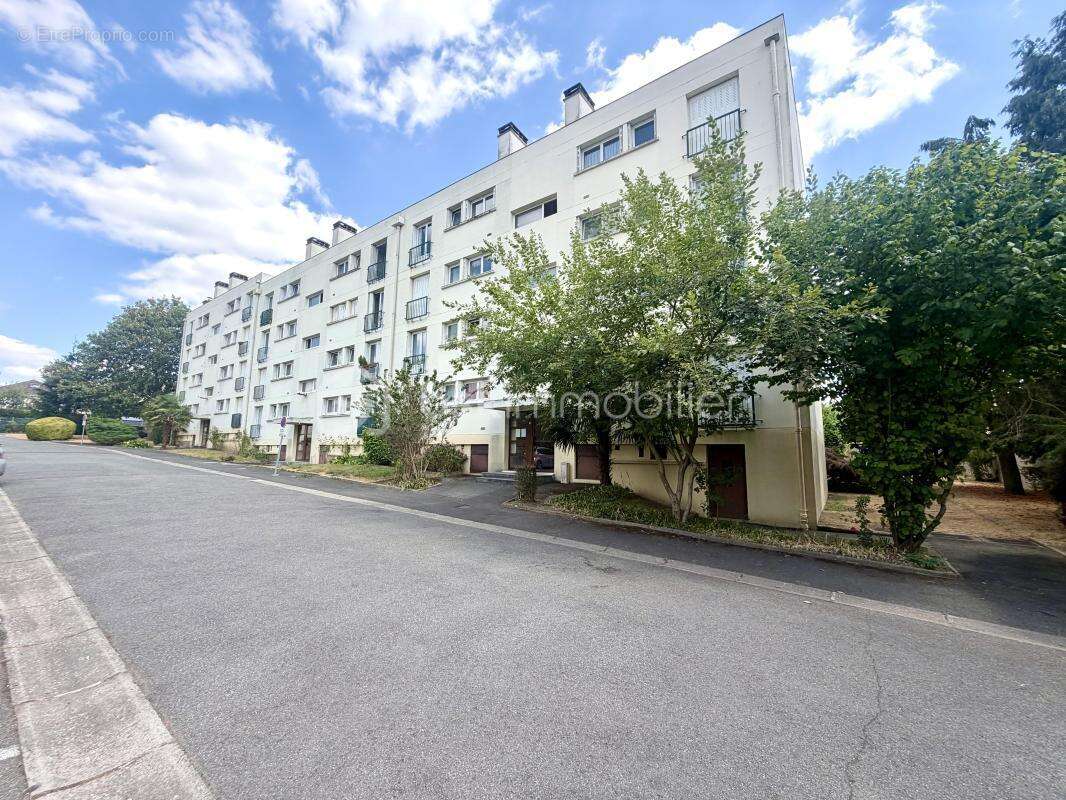 T3 de 57 m² – Résidence sécurisée à deux pas de la gare - photo 10