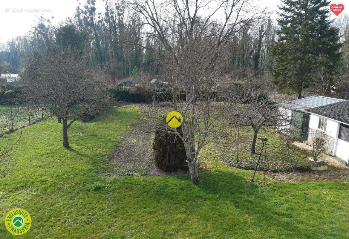 Maison à VILLENEUVE-L&#039;ARCHEVEQUE