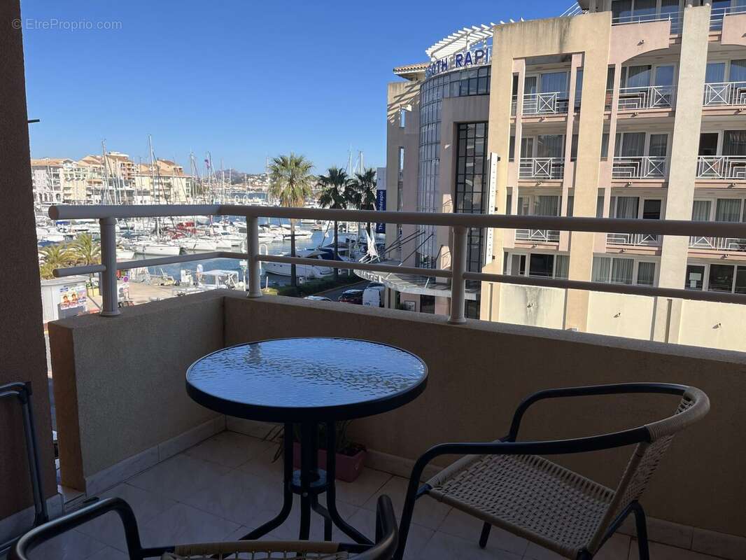 Appartement à FREJUS