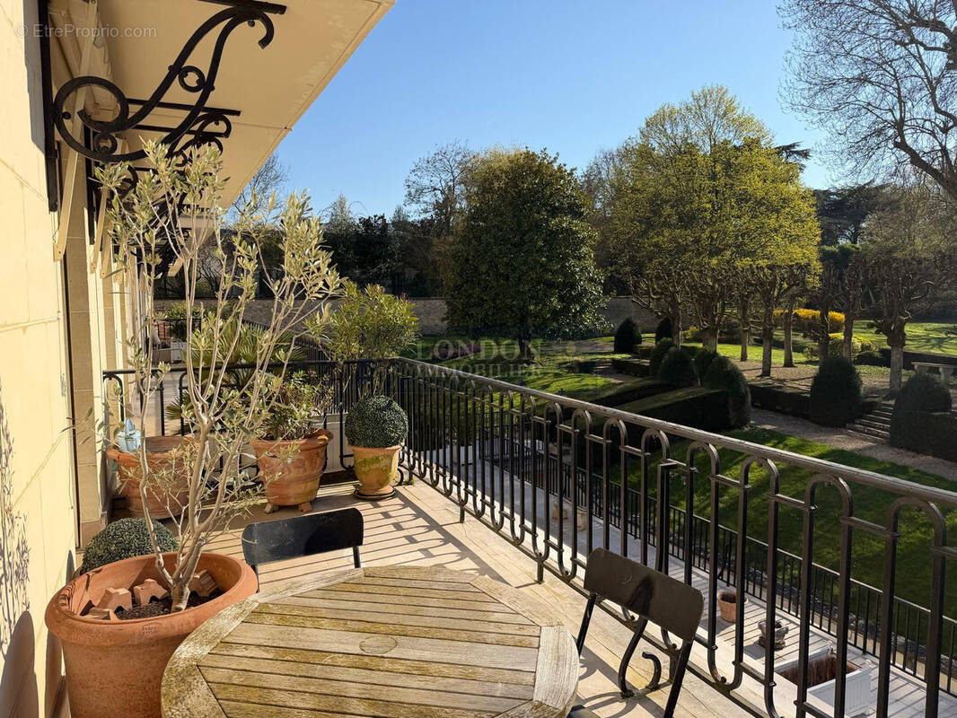 Appartement à VERSAILLES