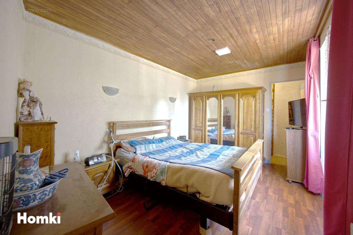Maison avec dépendances et grand terrain – Chirens - photo 17