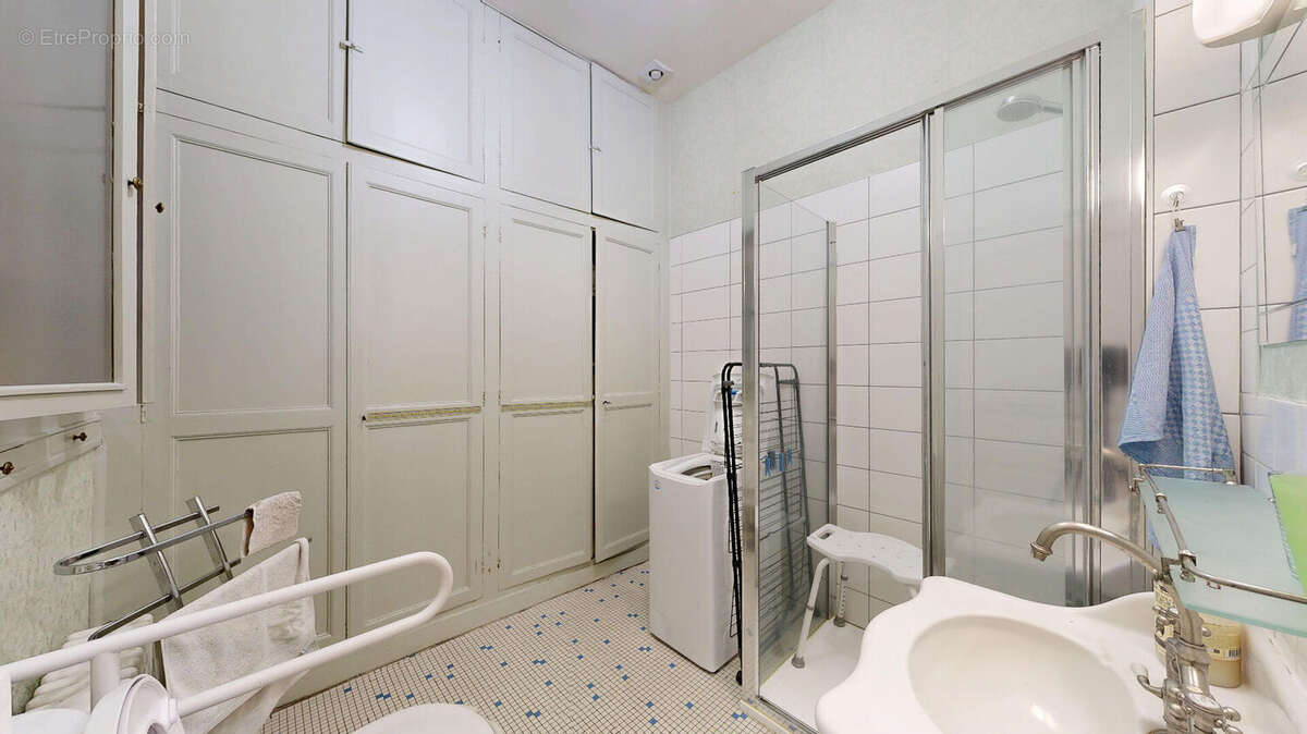 Appartement à MOULINS