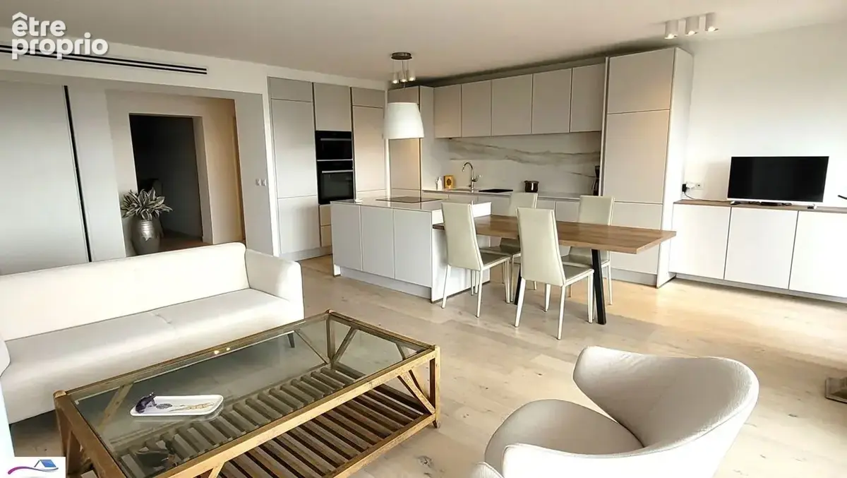 Appartement 101 m² à Mandelieu-La-Napoule  - photo 2