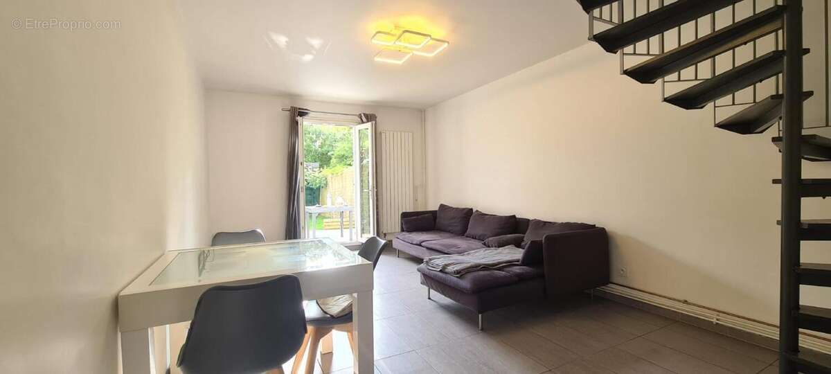 Maison à MONTIGNY-LES-CORMEILLES