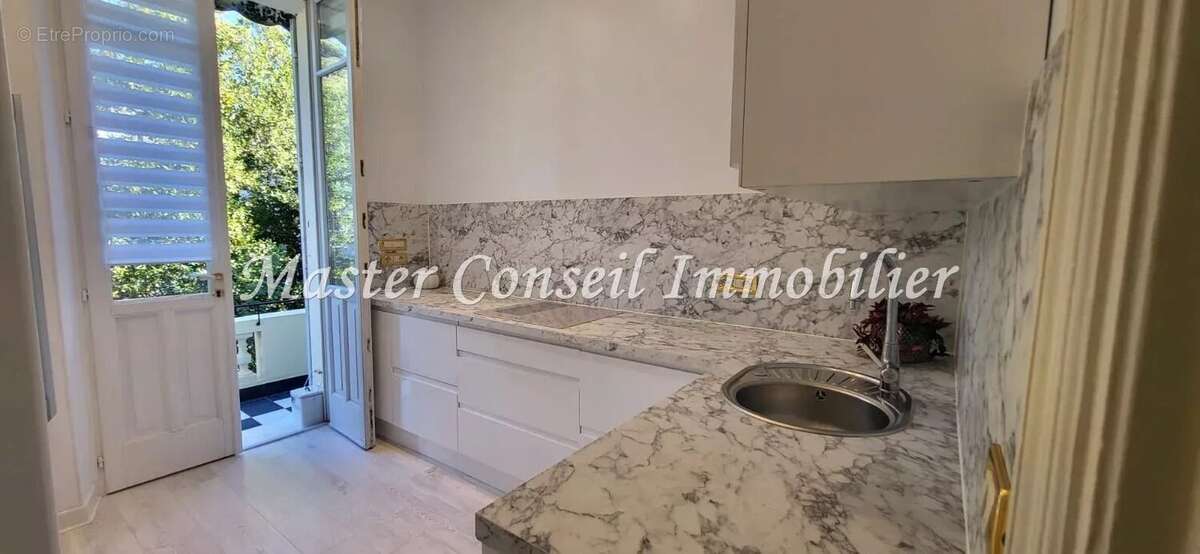 Appartement à LE CANNET