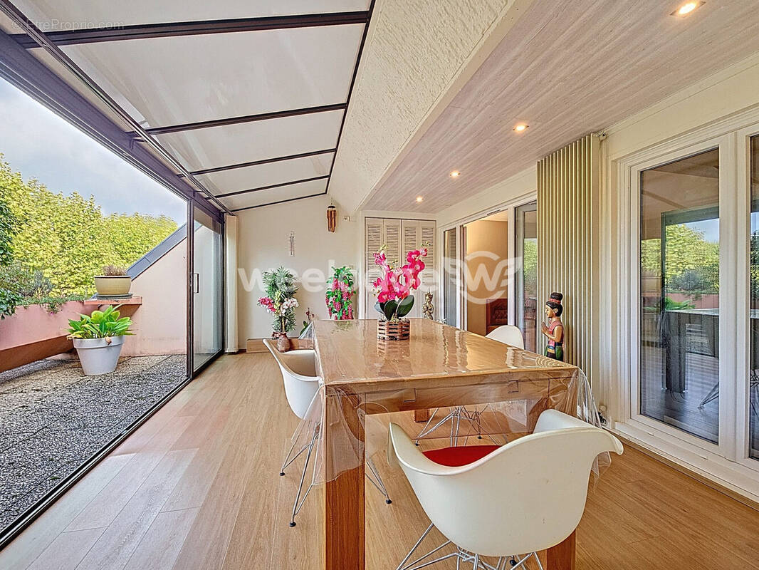 Appartement à ERAGNY