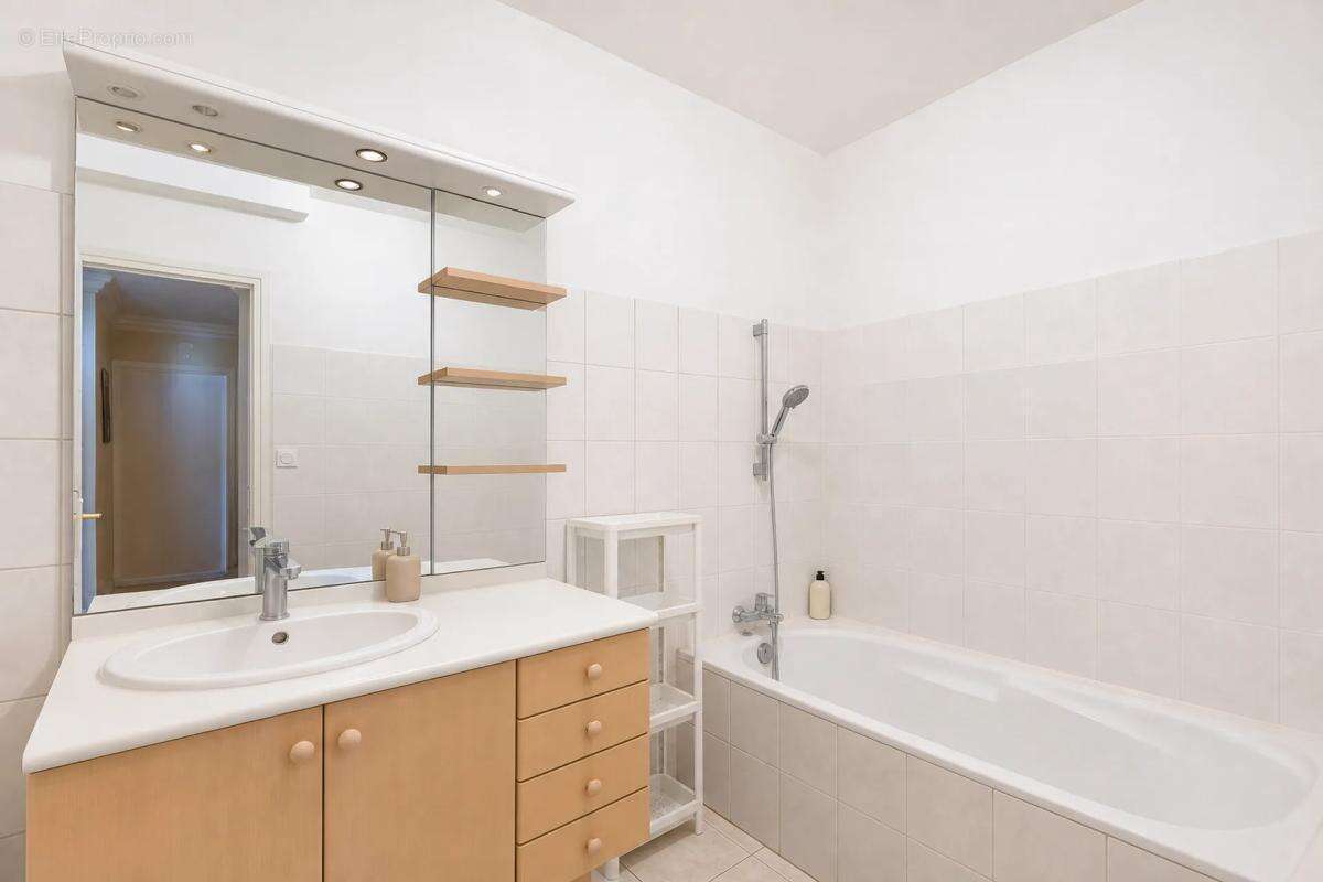 Appartement de 4 pièces de  77,92 m² à Pont-de-Chéruy - photo 9