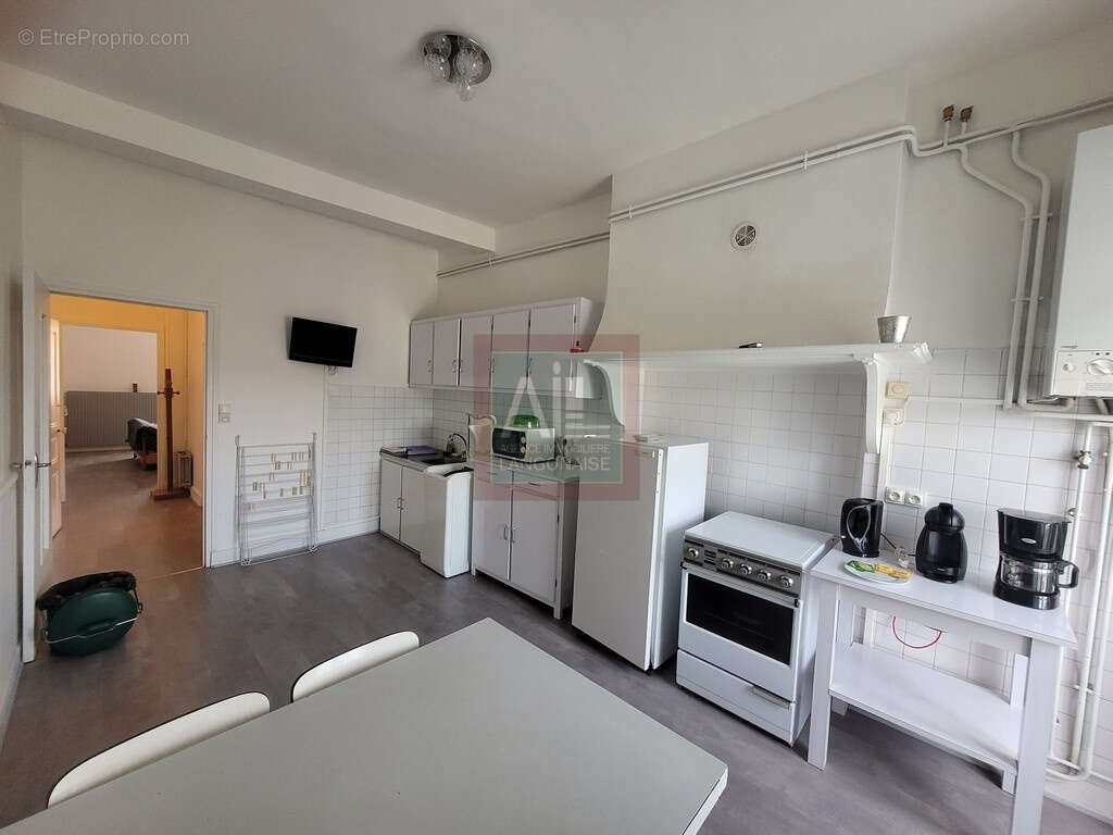 Appartement 350 m² à Grandrieu  - photo 4